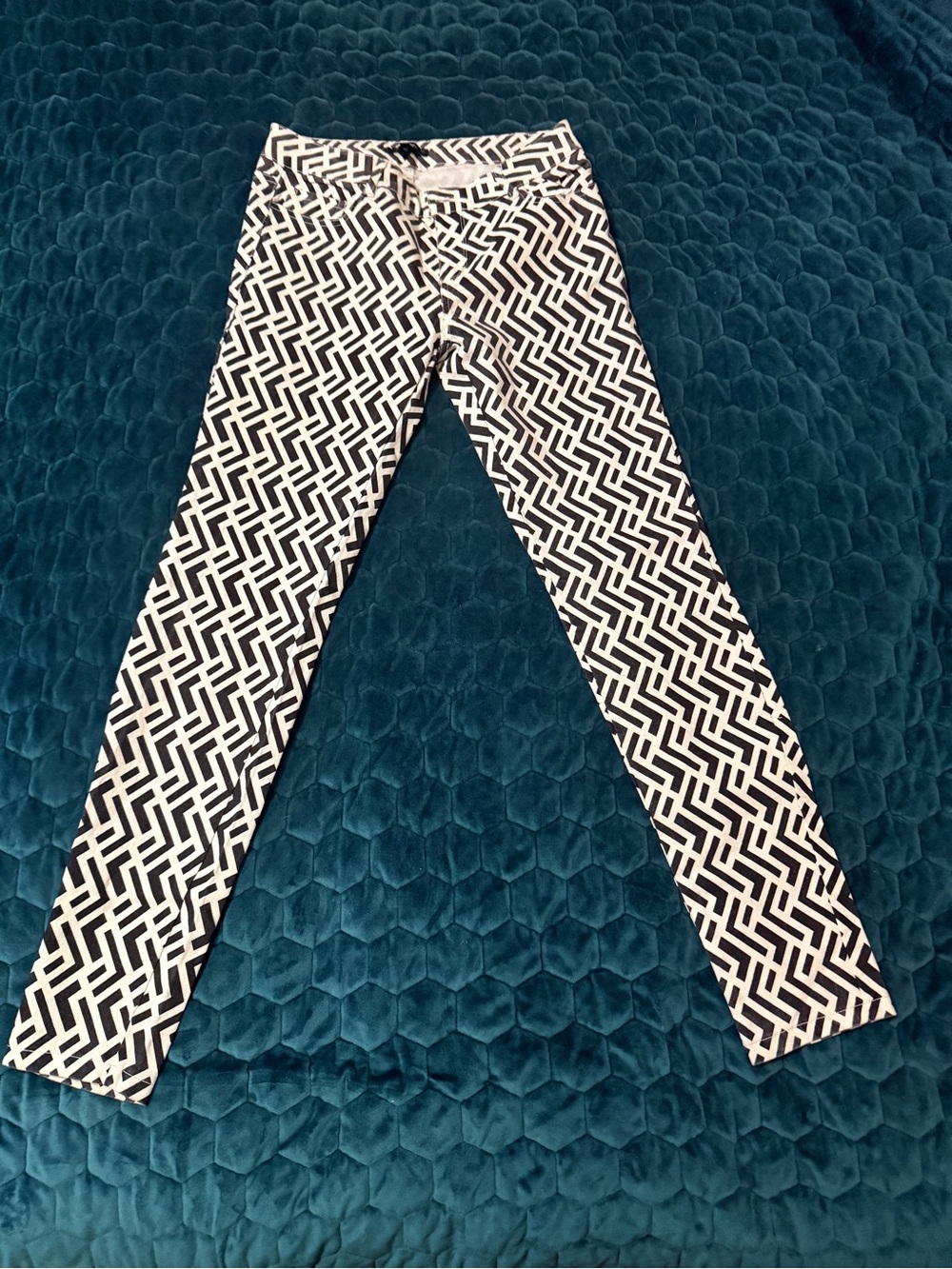 RolyPoly Black & White Geometric Skinny Pants Size 25 Good Condition